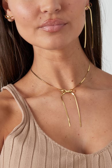 Flache Gliederkette mit langer Schleife – Goldfarbe - Goldfarbefarbe h5 Bild2